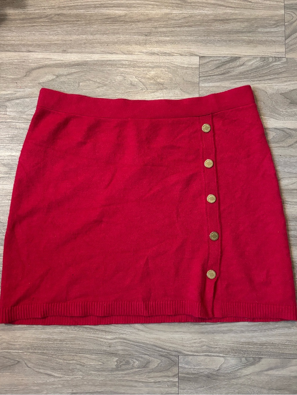 Lilly Pulitzer Red Knit Mini Skirt with Gold Buttons